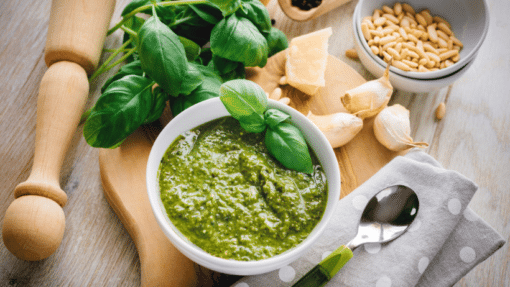 Basilic pour pesto